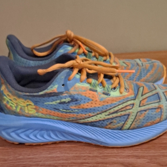 ASICS Kids Gel-Noosa Running Shoes Sz 5.5 - Picture 3 of 7